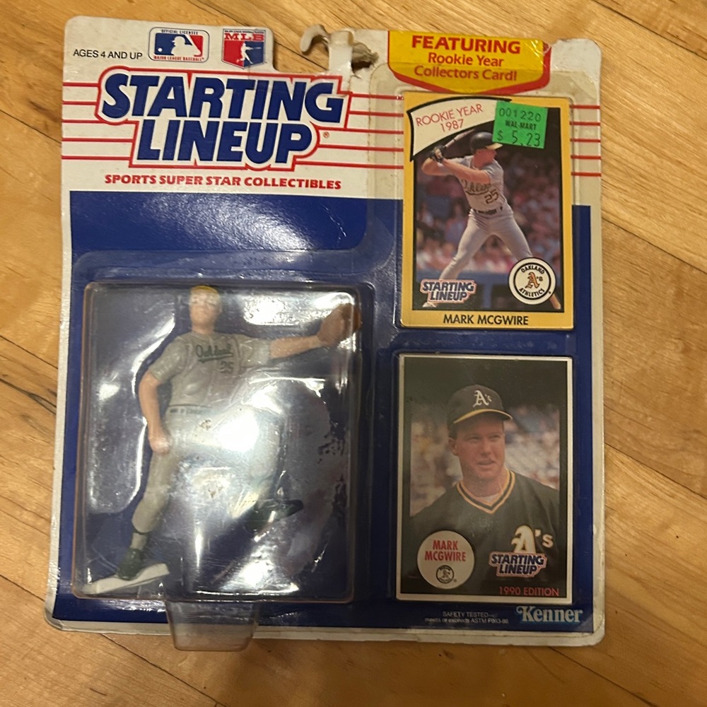 Starting Lineup Mark McGwire Collectible Figure - White and Green